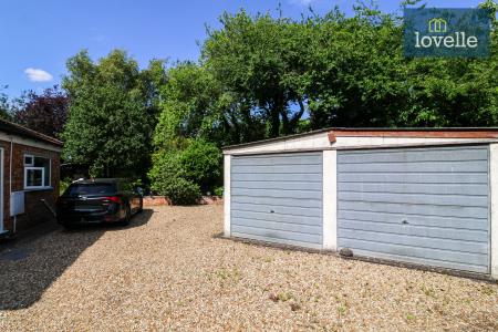 3 bedroom Semi-detached house for sale in Cemetery Crescent, Laceby, DN37