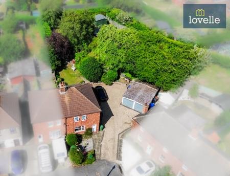 3 bedroom Semi-detached house for sale in Cemetery Crescent, Laceby, DN37