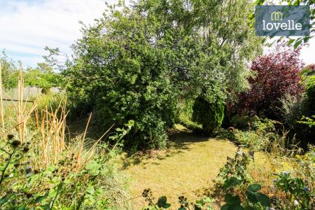 3 bedroom Semi-detached house for sale in Cemetery Crescent, Laceby, DN37