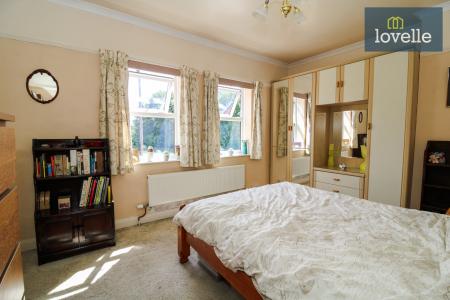 3 bedroom Semi-detached house for sale in Cemetery Crescent, Laceby, DN37