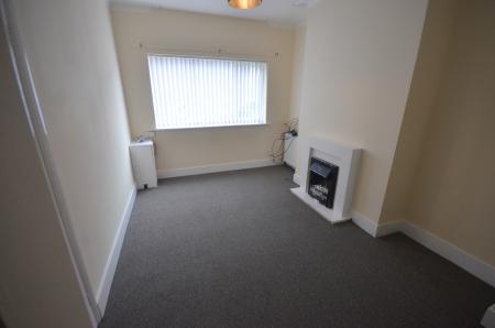 3 bedroom Terraced House to let in Sussex Street, Cleethorpes, DN35