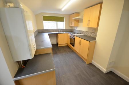3 bedroom Terraced House to let in Sussex Street, Cleethorpes, DN35