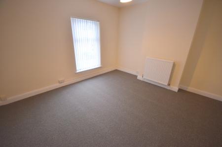 3 bedroom Terraced House to let in Sussex Street, Cleethorpes, DN35