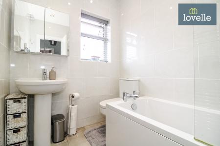 3 bedroom End of terrace house for sale in Clifton Road, Grimsby, DN34