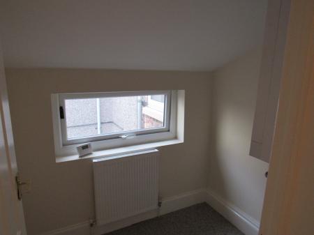 2 bedroom Terraced House to let in Convamore Road, Grimsby, DN32