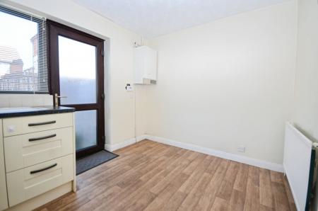 2 bedroom Mews house to let in Kings Mews, Cleethorpes, DN35