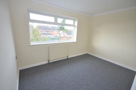 2 bedroom Semi-detached house to let in Calder Close, Immingham, DN40
