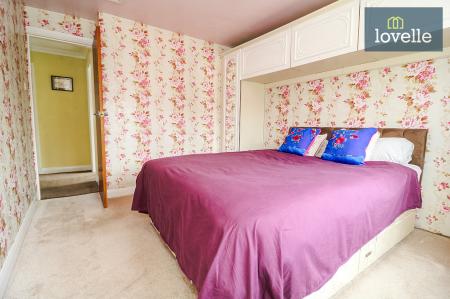 4 bedroom Detached house for sale in Abbey Drive West, Grimsby, DN32