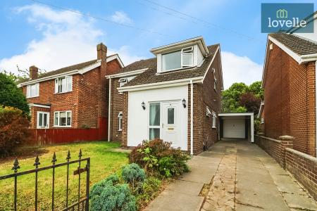 4 bedroom Detached house for sale in Grasby Crescent, Grimsby, DN37