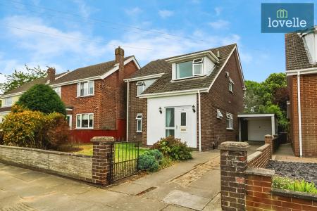 4 bedroom Detached house for sale in Grasby Crescent, Grimsby, DN37