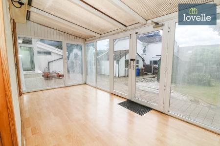 5 bedroom Bungalow for sale in Waltham Road, Brigsley, DN37