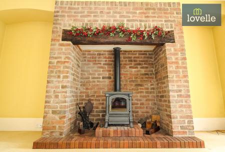 5 bedroom Bungalow for sale in Waltham Road, Brigsley, DN37