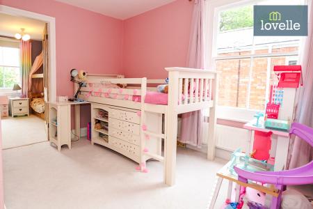 5 bedroom Terraced House for sale in Abbey Road, Grimsby, DN32