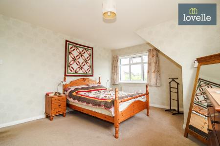 4 bedroom Detached house for sale in Waltham Road, Scartho, Grimsby, DN33
