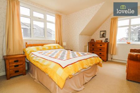 4 bedroom Detached house for sale in Waltham Road, Scartho, Grimsby, DN33