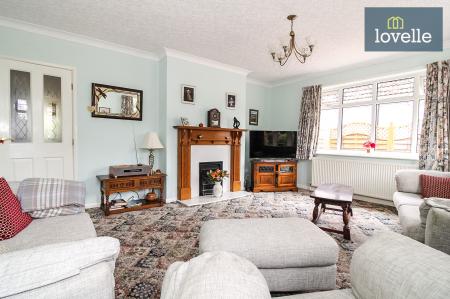 4 bedroom Detached house for sale in Waltham Road, Scartho, Grimsby, DN33