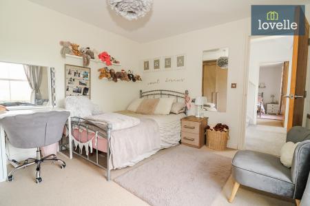 5 bedroom Detached house for sale in Ludborough Road, North Thoresby, DN36