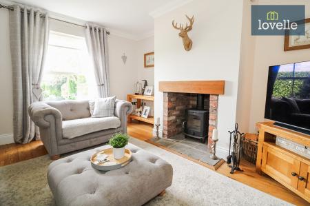 5 bedroom Detached house for sale in Ludborough Road, North Thoresby, DN36