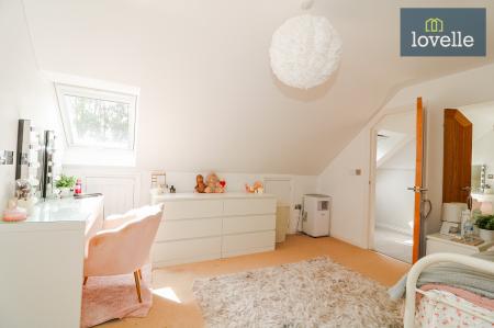 5 bedroom Detached house for sale in Ludborough Road, North Thoresby, DN36