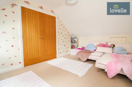 5 bedroom Detached house for sale in Ludborough Road, North Thoresby, DN36