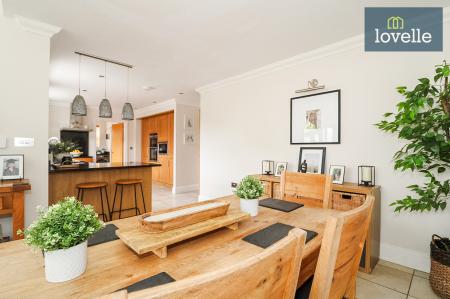 5 bedroom Detached house for sale in Ludborough Road, North Thoresby, DN36