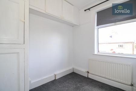 4 bedroom Semi-detached house for sale in Hereford Avenue, Grimsby, DN34