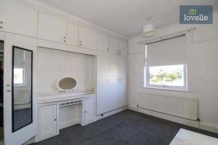 4 bedroom Semi-detached house for sale in Hereford Avenue, Grimsby, DN34