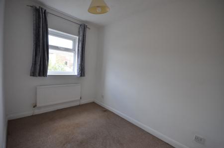 2 bedroom Terraced House to let in Oxford Street, Grimsby, DN32