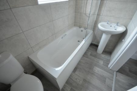 2 bedroom Terraced House to let in Stortford Street, Grimsby, DN31