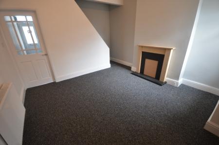 2 bedroom Terraced House to let in Stortford Street, Grimsby, DN31