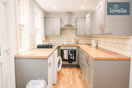 3 bedroom End of terrace house for sale in Queen Street, Louth, LN11