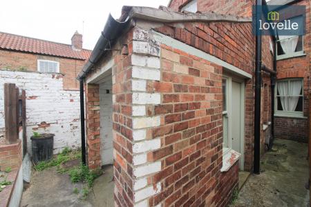 3 bedroom End of terrace house for sale in Queen Street, Louth, LN11