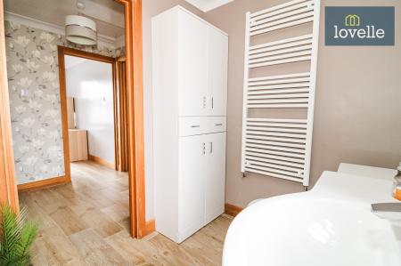 3 bedroom Detached bungalow for sale in Beaumonde, Holton-le-Clay, DN36