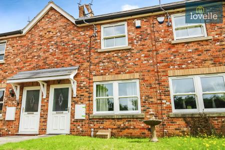 2 bedroom Terraced House for sale in Tannery Close, Waltham, DN37