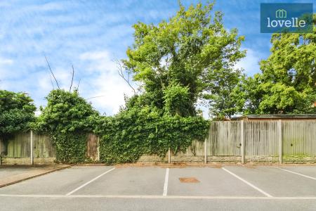 2 bedroom Terraced House for sale in Tannery Close, Waltham, DN37