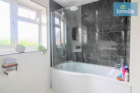 3 bedroom Semi-detached house for sale in Lime Grove, Louth, LN11