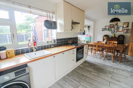 3 bedroom Semi-detached house for sale in Lime Grove, Louth, LN11