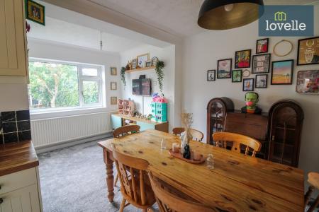 3 bedroom Semi-detached house for sale in Lime Grove, Louth, LN11