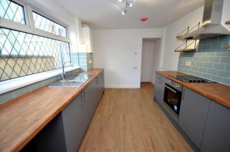 3 bedroom Terraced House to let in Ladysmith Road, Grimsby, DN32