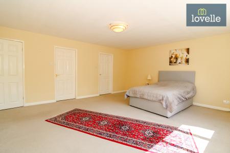 5 bedroom Detached house for sale in Nooking Lane, Aylesby, DN37