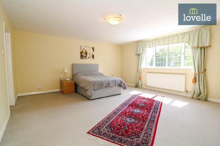 5 bedroom Detached house for sale in Nooking Lane, Aylesby, DN37