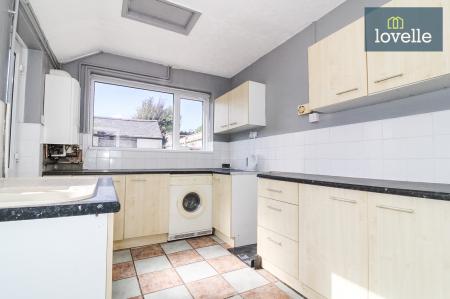 3 bedroom Terraced House for sale in Clifton Road, Grimsby, DN34