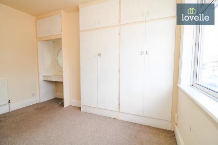 3 bedroom Terraced House for sale in Clifton Road, Grimsby, DN34