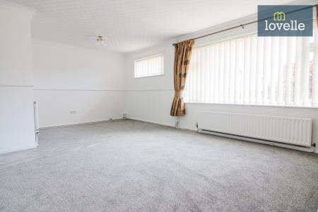 3 bedroom Semi-detached house for sale in Hazel Grove, Louth, LN11