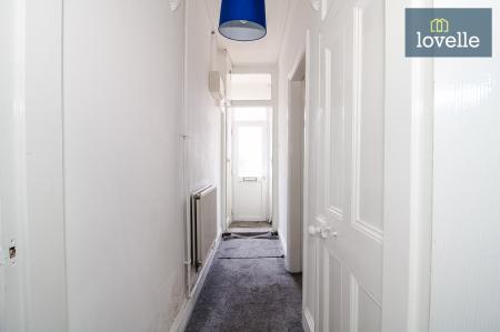 3 bedroom Terraced House for sale in Heneage Road, Grimsby, DN32