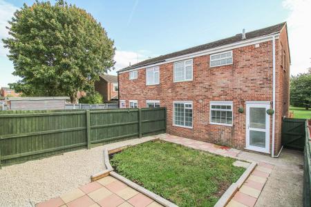 Beverley Close, Holton-le-Clay, DN36
