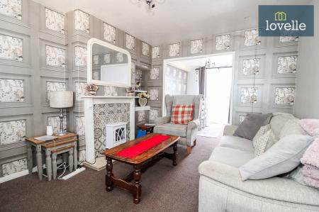 3 bedroom Semi-detached house for sale in Worcester Avenue, Grimsby, DN34