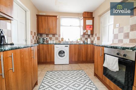 3 bedroom Semi-detached house for sale in Worcester Avenue, Grimsby, DN34