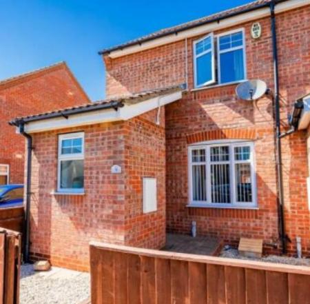 Holyoake Road, Grimsby, DN32