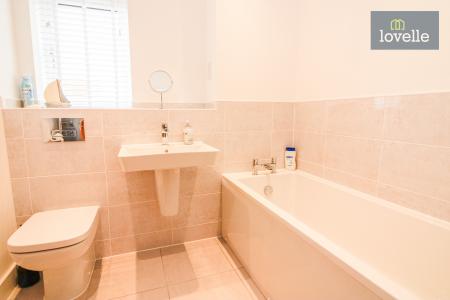 4 bedroom Detached house for sale in Juniper Road, Louth, LN11